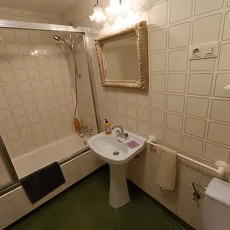 Ipar Etxea Appartamento