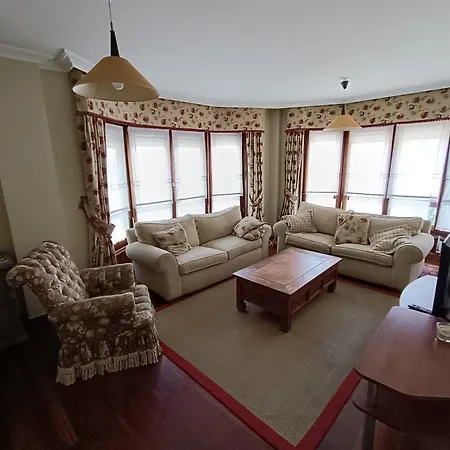 Ipar Etxea Διαμέρισμα Mundaka